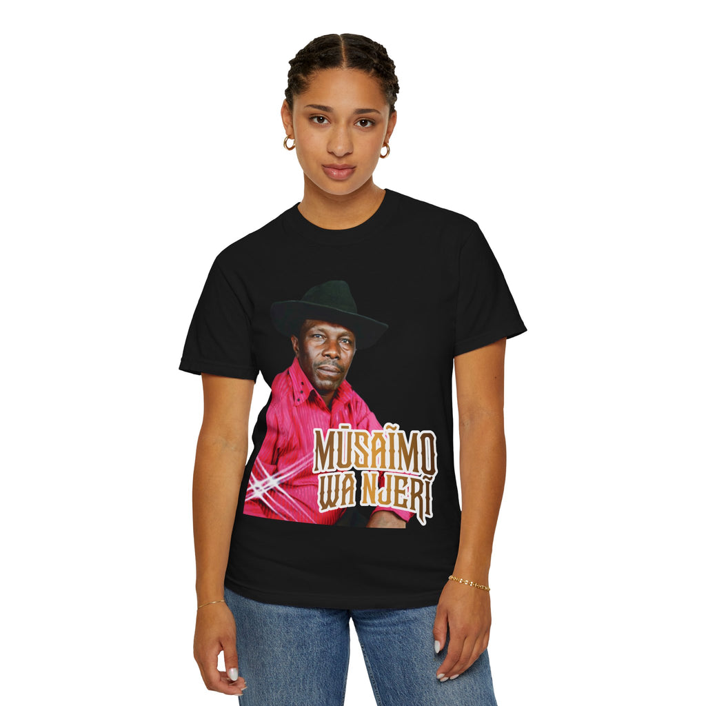 Unisex Mûsáimo Wa Njeri Graphic T-Shirt — Mûrûthî wear Tee
